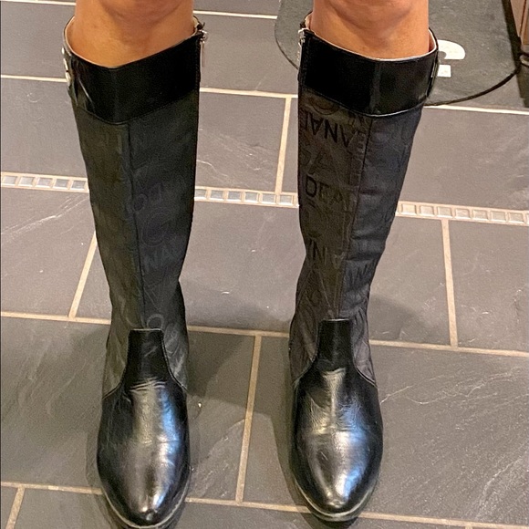 D&G Logo Embossed , Black Knee-High Boots. - Picture 4 of 6